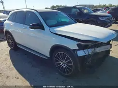 WDC0G4KB1KV151611 2019 MERCEDES-BENZ GLC
