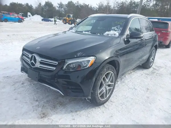 WDC0G4KB1KV166268 2019 MERCEDES-BENZ GLC - Image 2