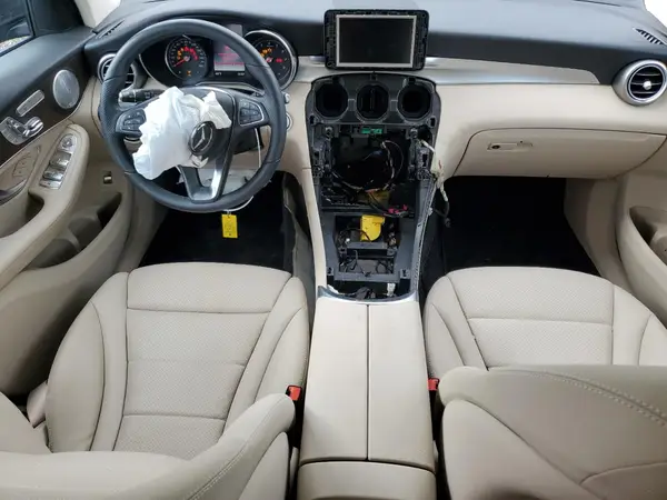 WDC0G4KB1KV173625 2019 MERCEDES-BENZ GLC - Image 8