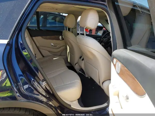 WDC0G4KB1KV195835 2019 MERCEDES-BENZ GLC - Image 8
