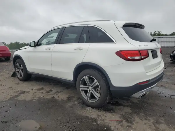 WDC0G4KB2GF013979 2016 MERCEDES-BENZ GLC - Image 2