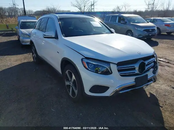 WDC0G4KB2GF053060 2016 MERCEDES-BENZ GLC - Image 1