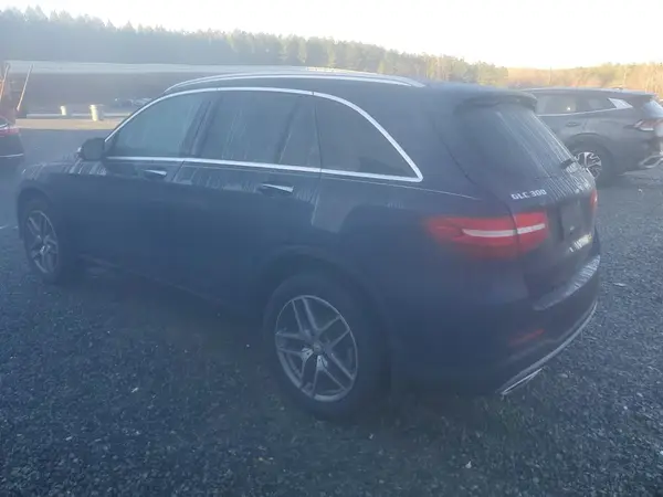 WDC0G4KB2GF083434 2016 MERCEDES-BENZ GLC - Image 2