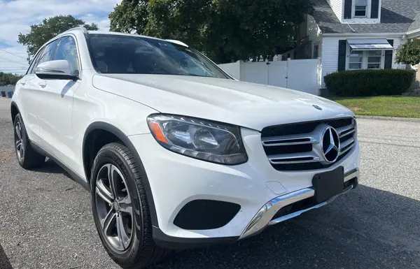 WDC0G4KB2GF098287 2016 MERCEDES-BENZ GLC - Image 1