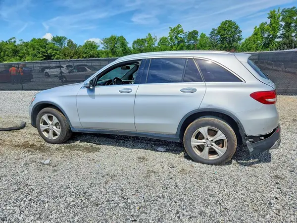 WDC0G4KB2HF129054 2017 MERCEDES-BENZ GLC - Image 2