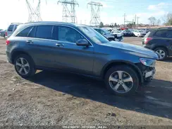 WDC0G4KB2HF134156 2017 MERCEDES-BENZ GLC