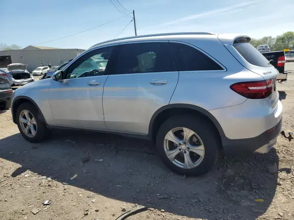WDC0G4KB2HF137168 2017 MERCEDES-BENZ GLC - Image 2