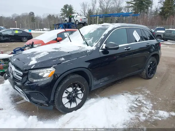 WDC0G4KB2HF139745 2017 MERCEDES-BENZ GLC - Image 2