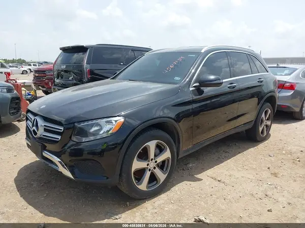 WDC0G4KB2HF139809 2017 MERCEDES-BENZ GLC - Image 2