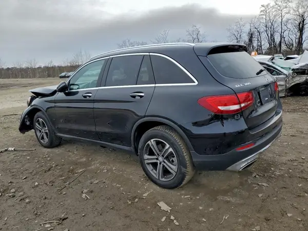WDC0G4KB2HF153354 2017 MERCEDES-BENZ GLC - Image 2