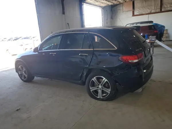 WDC0G4KB2HF154830 2017 MERCEDES-BENZ GLC - Image 2