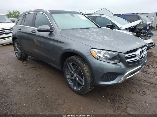 WDC0G4KB2HF162586 2017 MERCEDES-BENZ GLC - Image 1