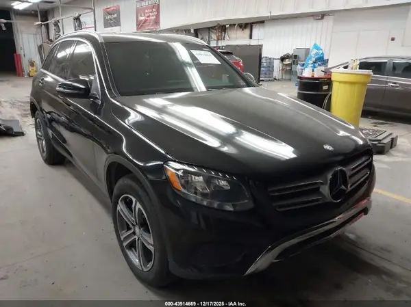 WDC0G4KB2HF164242 2017 MERCEDES-BENZ GLC - Image 1