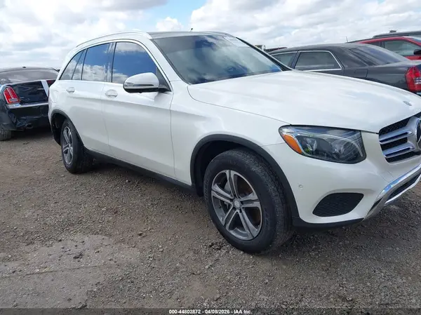WDC0G4KB2HF185690 2017 MERCEDES-BENZ GLC - Image 1