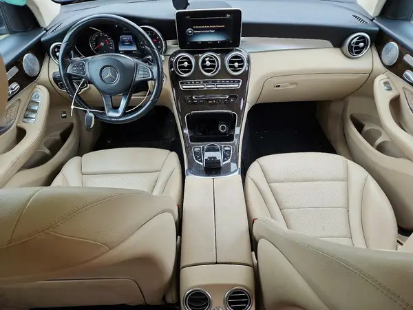 WDC0G4KB2HF219515 2017 MERCEDES-BENZ GLC - Image 8