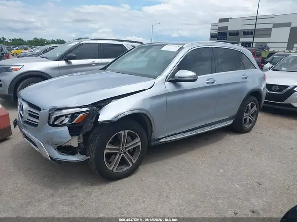 WDC0G4KB2HF237156 2017 MERCEDES-BENZ GLC - Image 2