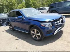 WDC0G4KB2HF242843 2017 MERCEDES-BENZ GLC