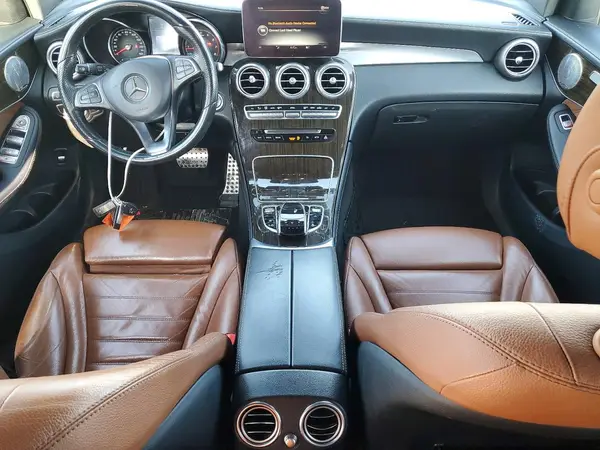 WDC0G4KB2HV003704 2017 MERCEDES-BENZ GLC - Image 8