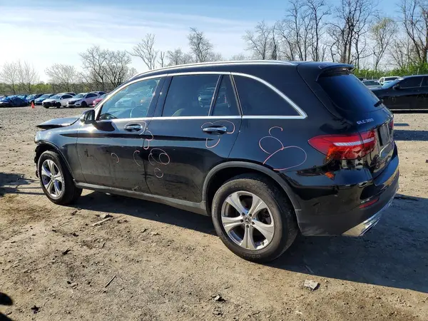 WDC0G4KB2HV005713 2017 MERCEDES-BENZ GLC - Image 2