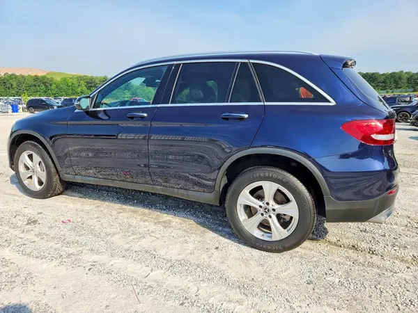 WDC0G4KB2HV007882 2017 MERCEDES-BENZ GLC - Image 2