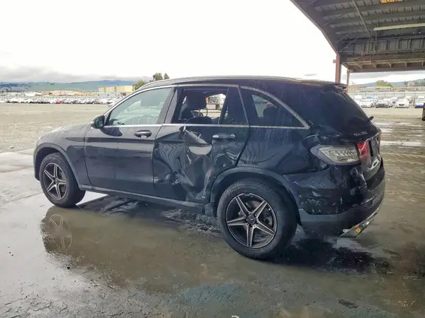 WDC0G4KB2HV008059 2017 MERCEDES-BENZ GLC - Image 2