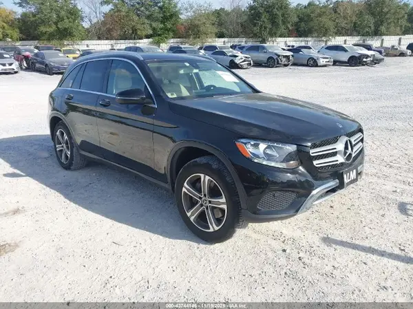 WDC0G4KB2JV015129 2018 MERCEDES-BENZ GLC - Image 1
