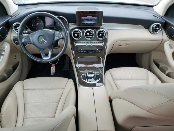 WDC0G4KB2JV017916 2018 MERCEDES-BENZ GLC - Image 8
