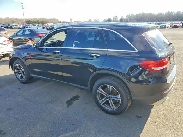 WDC0G4KB2JV021500 2018 MERCEDES-BENZ GLC - Image 2