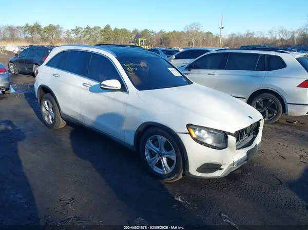 WDC0G4KB2JV032657 2018 MERCEDES-BENZ GLC - Image 1