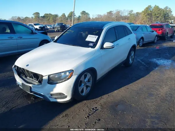 WDC0G4KB2JV032657 2018 MERCEDES-BENZ GLC - Image 2