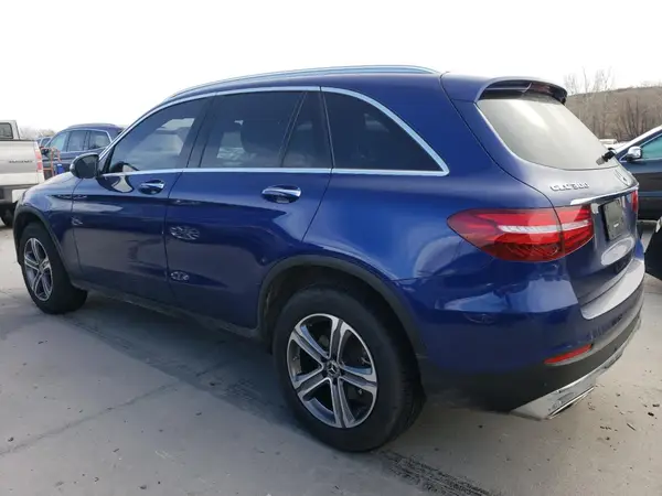 WDC0G4KB2JV035865 2018 MERCEDES-BENZ GLC - Image 2
