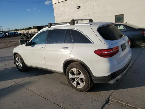 WDC0G4KB2JV037941 2018 MERCEDES-BENZ GLC - Image 2