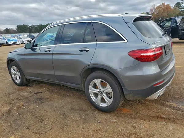 WDC0G4KB2JV061348 2018 MERCEDES-BENZ GLC - Image 2