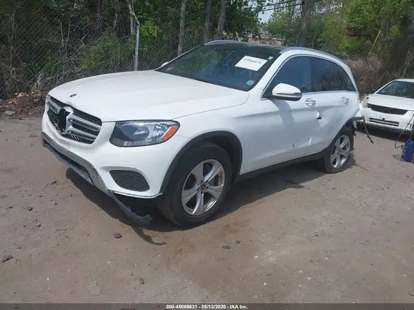 WDC0G4KB2JV063603 2018 MERCEDES-BENZ GLC - Image 2