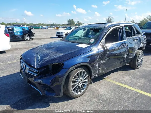 WDC0G4KB2JV067540 2018 MERCEDES-BENZ GLC - Image 2