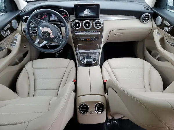 WDC0G4KB2JV070874 2018 MERCEDES-BENZ GLC - Image 8