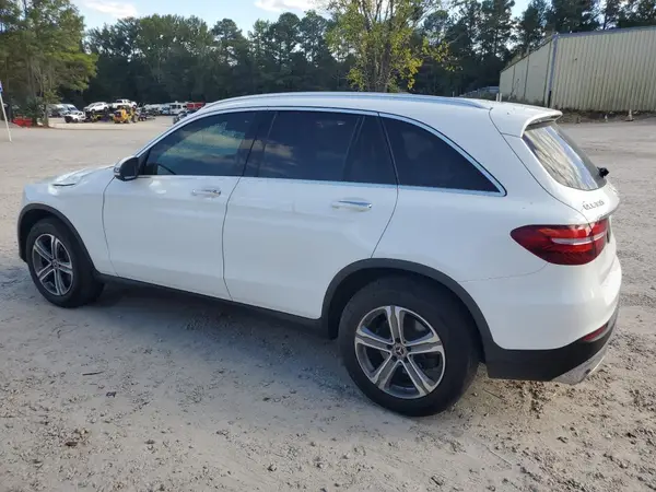 WDC0G4KB2JV078652 2018 MERCEDES-BENZ GLC - Image 2
