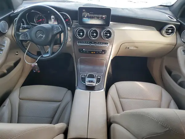 WDC0G4KB2JV078652 2018 MERCEDES-BENZ GLC - Image 8