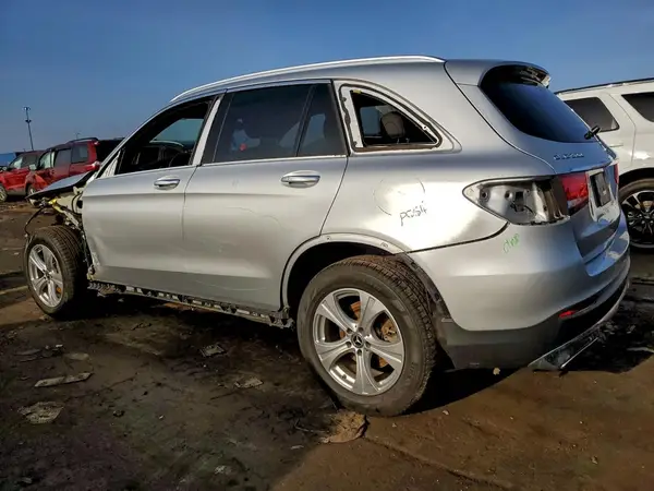 WDC0G4KB2JV081258 2018 MERCEDES-BENZ GLC - Image 2