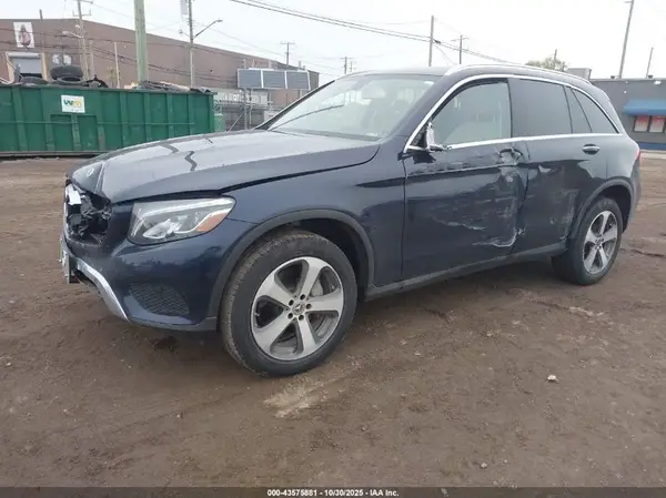 WDC0G4KB2JV088274 2018 MERCEDES-BENZ GLC - Image 2