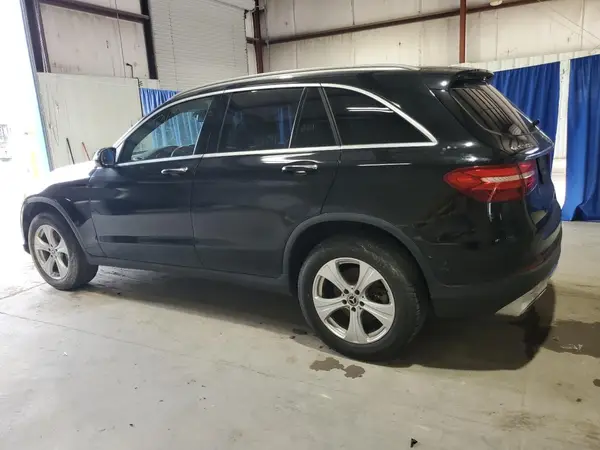 WDC0G4KB2JV093281 2018 MERCEDES-BENZ GLC - Image 2