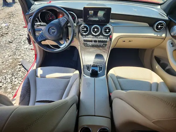 WDC0G4KB2JV100830 2018 MERCEDES-BENZ GLC - Image 8