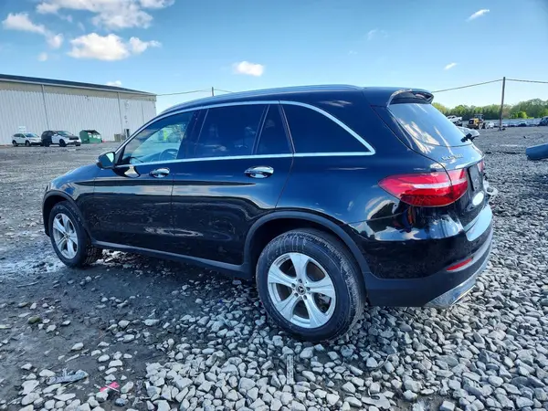WDC0G4KB2JV108846 2018 MERCEDES-BENZ GLC - Image 2