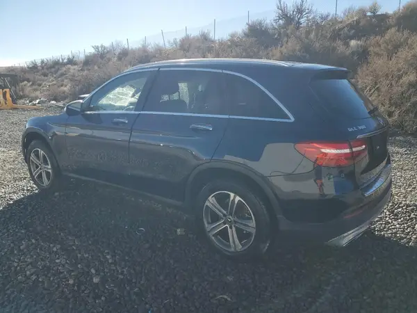WDC0G4KB2K1001773 2019 MERCEDES-BENZ GLC - Image 2