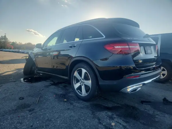 WDC0G4KB2KF613426 2019 MERCEDES-BENZ GLC - Image 2