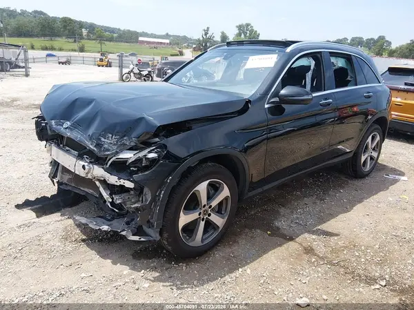 WDC0G4KB2KF614429 2019 MERCEDES-BENZ GLC - Image 2