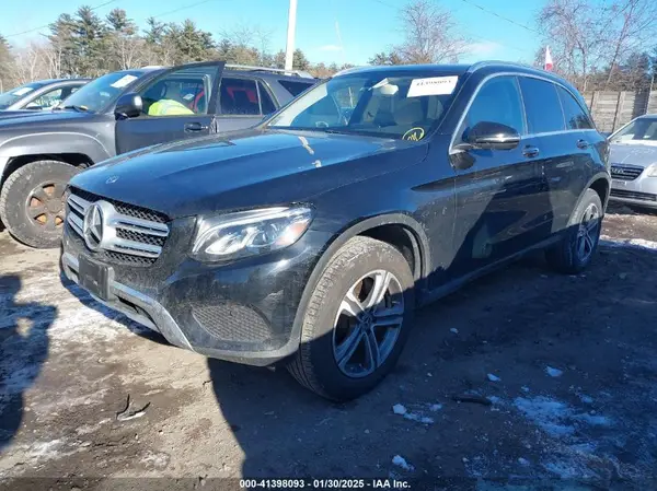 WDC0G4KB2KF659029 2019 MERCEDES-BENZ GLC - Image 2