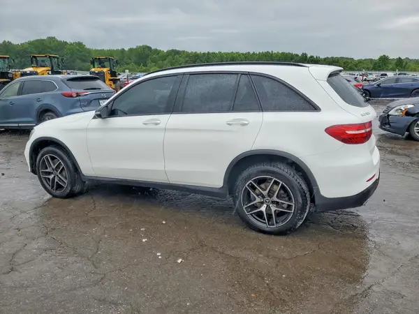 WDC0G4KB2KV117550 2019 MERCEDES-BENZ GLC - Image 2