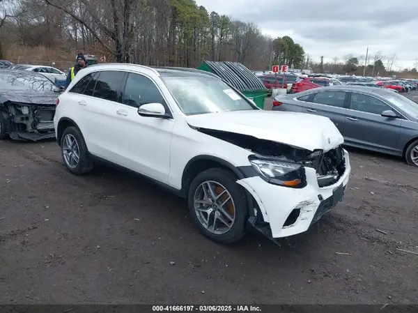 WDC0G4KB2KV125860 2019 MERCEDES-BENZ GLC - Image 1