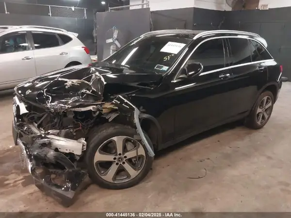 WDC0G4KB2KV135272 2019 MERCEDES-BENZ GLC - Image 2
